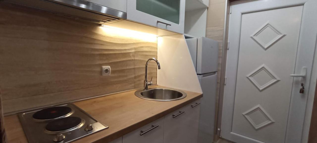 Anna Apartment 수토모레 외부 사진